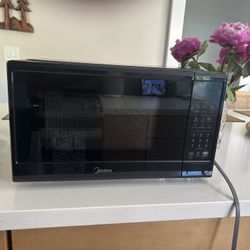 Microwave Countertop Oven 