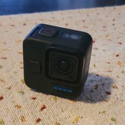 Gopro black mini 11