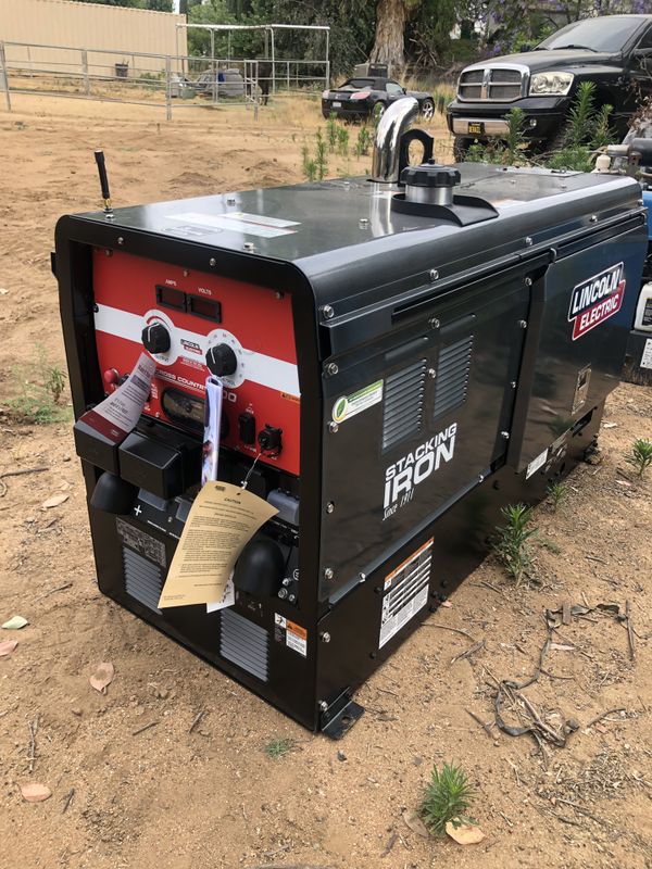 Lincoln Cross Country 300 Pipe Liner welder Generator Brand new for