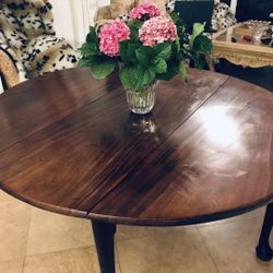 English Antique ROUND Queen Anne Gate leg Table
