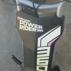Razor Power Rider 360 