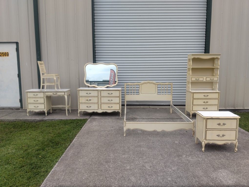 Full Size French Provincial Bedroom Set