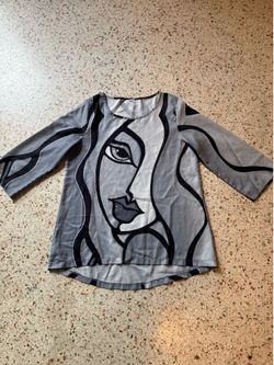 Women's Gray Black White Abstract Face Graphic Tunic Blouse 3/4 Sleeve M