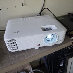 VIEWSONIC PX-701 4K Projector 