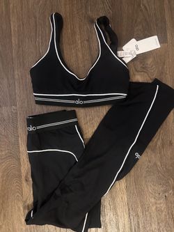 Women alo set