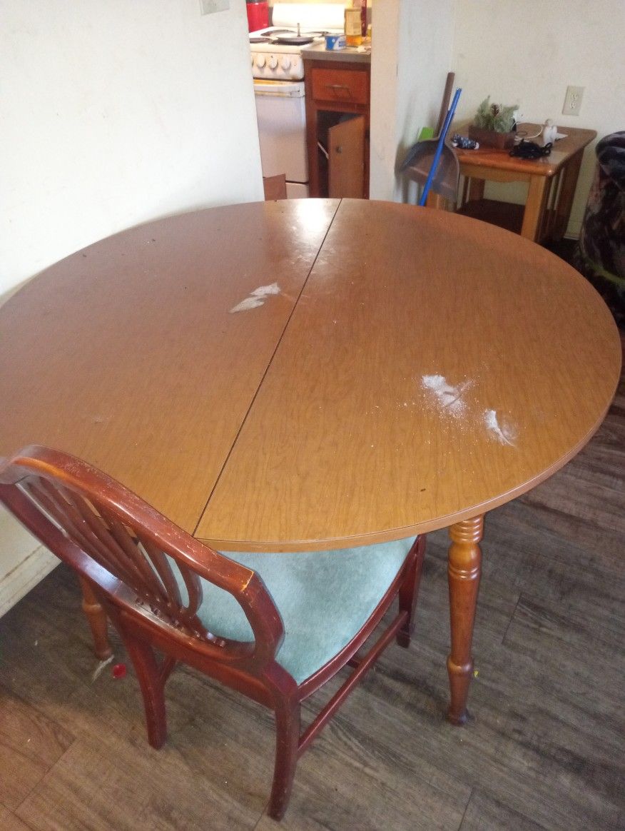 Kitchen Table With Chairs $50