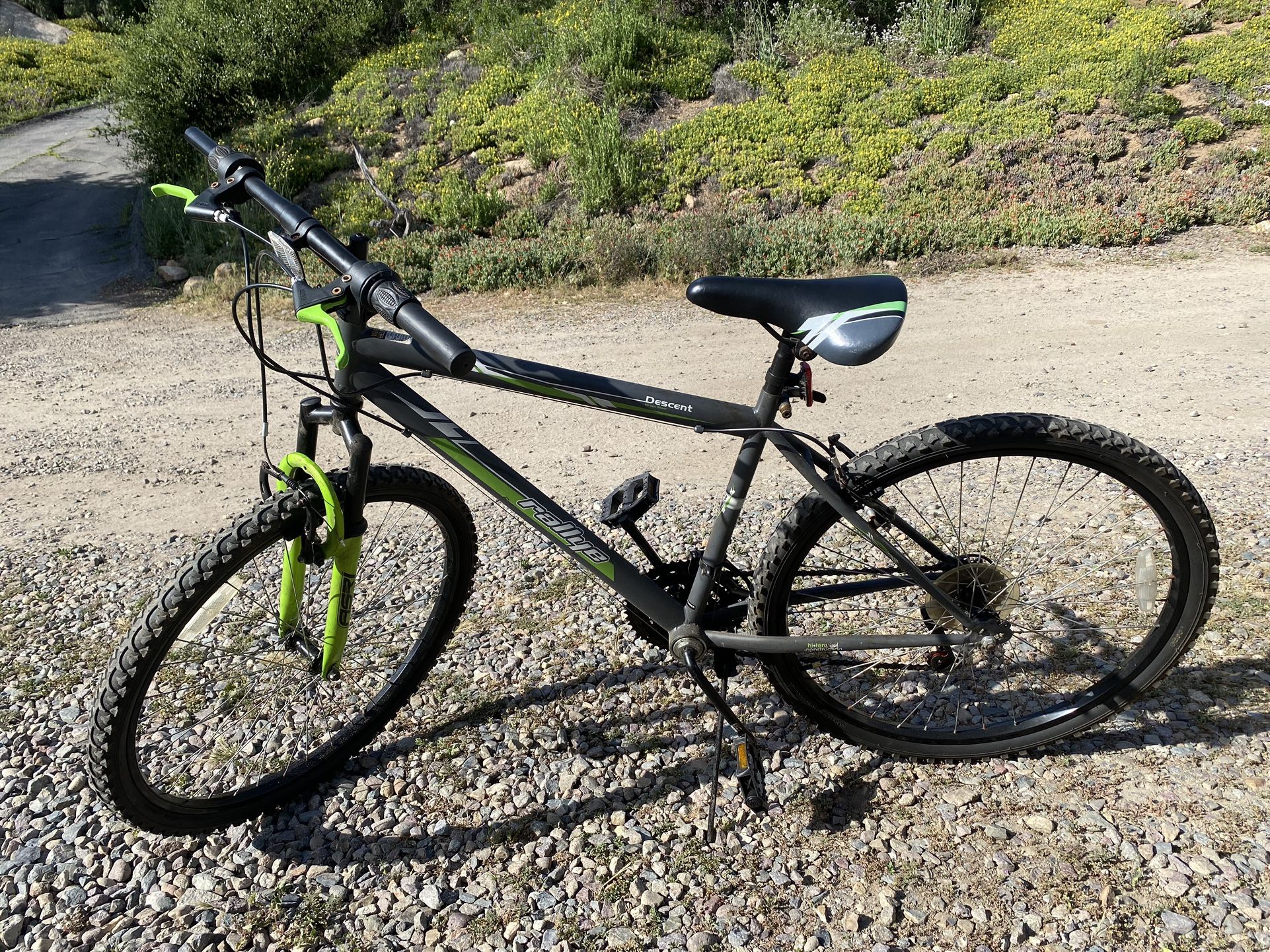 Rallye 24 inch top descent mountain bike