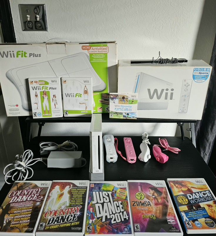 Nintendo Wii Sports Bundle