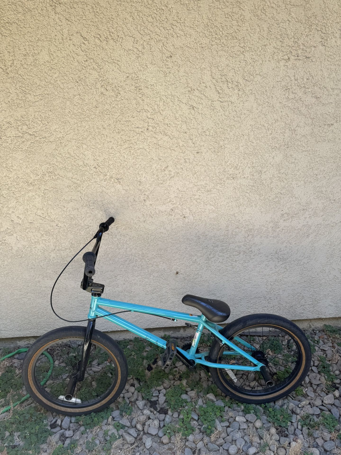 2020 Haro Midway Bmx Bike