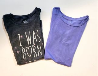 Girl's 2pc T-shirt size: 10/12