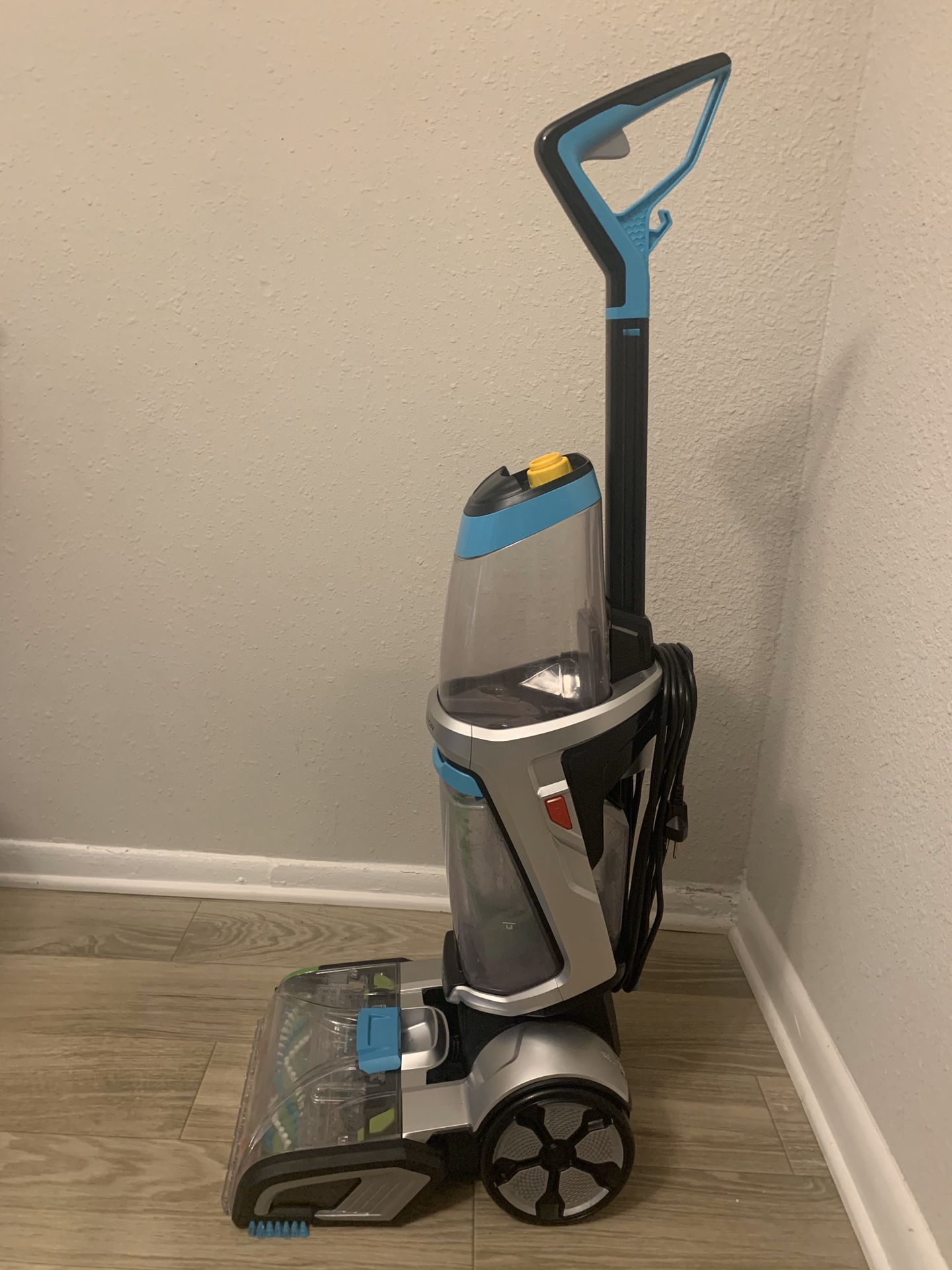 Bissell Proheat 2X Pet Pro (Professional Carpet Cleaner)