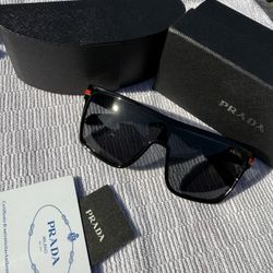 Prada Sunglasses ( Barley Worn) 