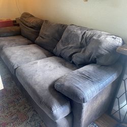Free Comfy Couch 