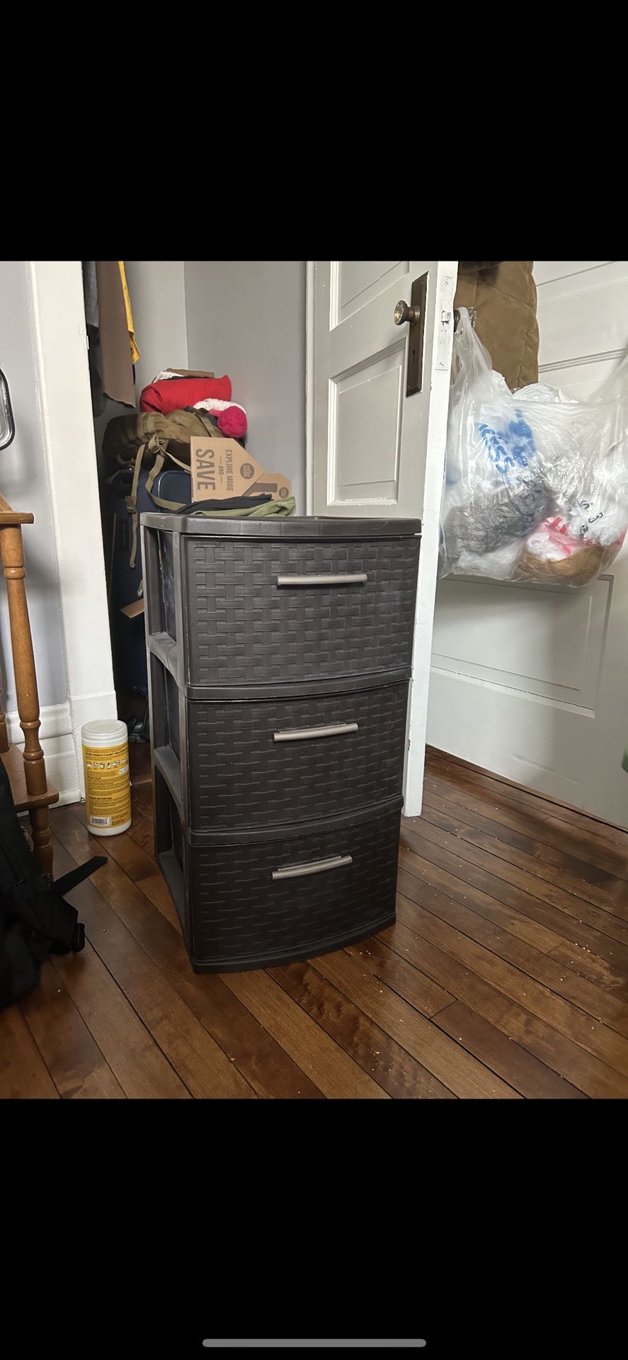 Plastic drawer