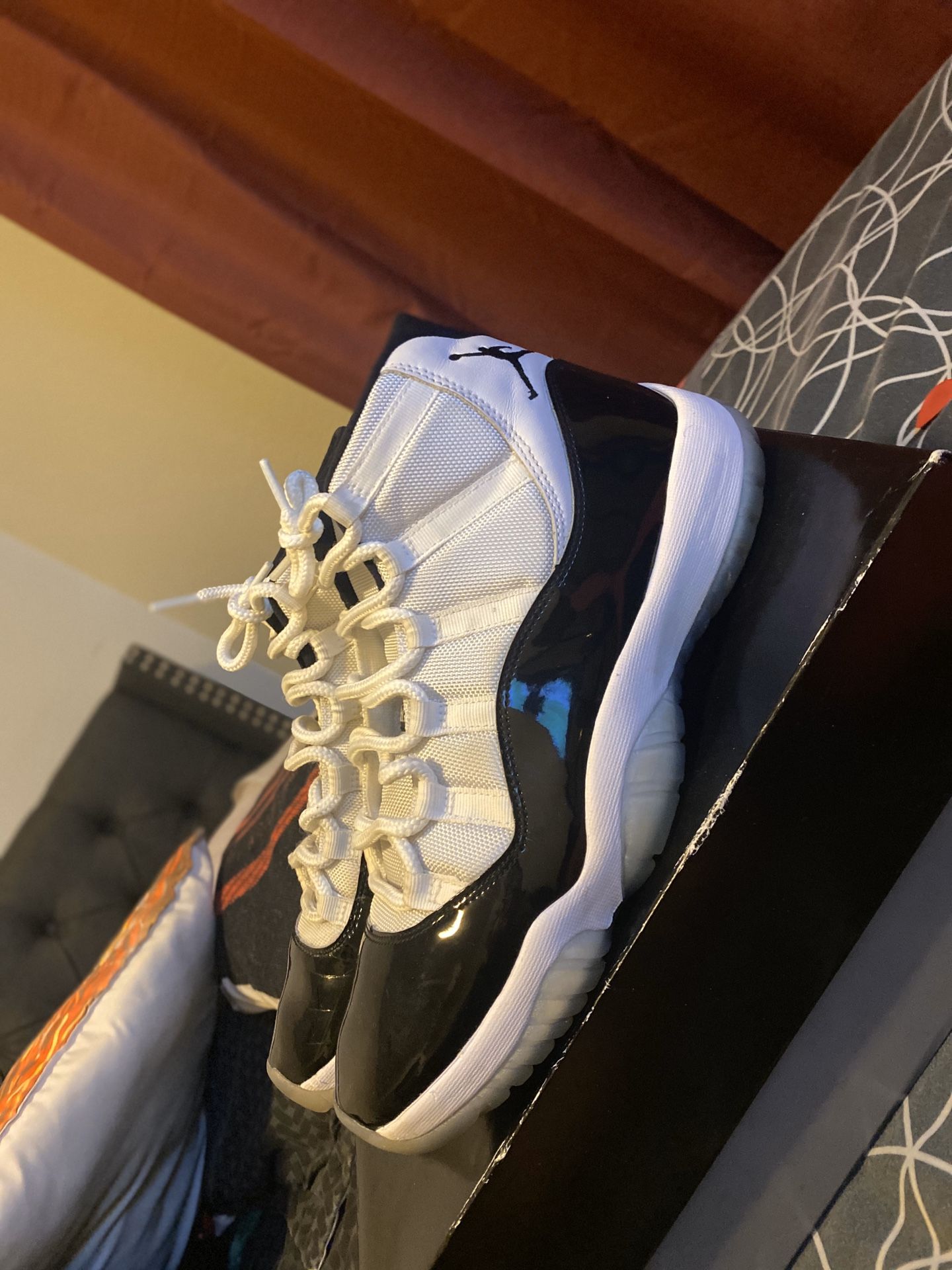 Air Jordan 11 “Concords” Size 11