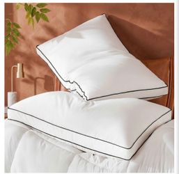 Goose Feather Down Pillows King Size Set of 2,Down Surrounded Gusseted Bed Pillow 2 Pack, Soft Fluffy 20x36 in