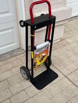 Milwaukee 300/500 lb. Capacity Convertible Hand Truck