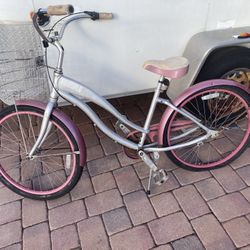 Giant Simple Cruiser 26