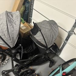 Contour Curve Double Stroller 