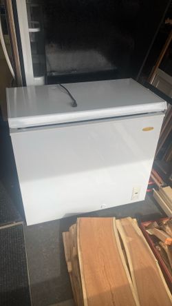 Chest freezer