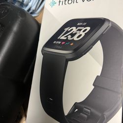 Fitbit Versa 4