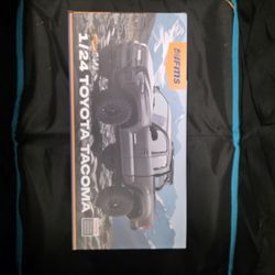 Fms Toyota Tacoma Rc 1:24 Rtr