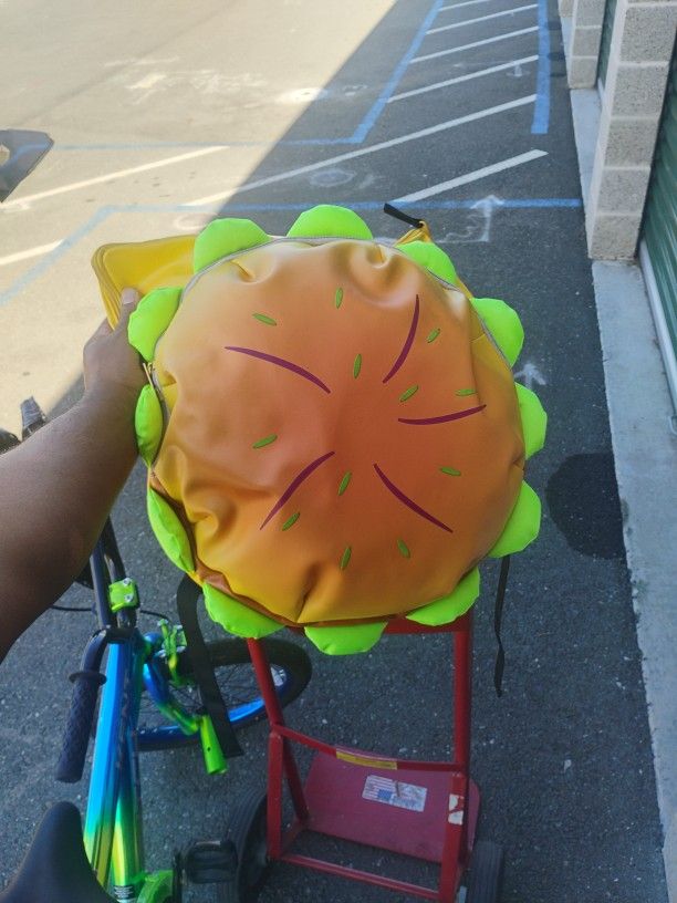 Burger backpack