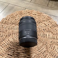 CANON RF 24-105 F0 4-7.1