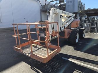 45 Foot Articulating Lift 
