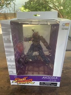 Sota toys Akuma street fighter figure in box