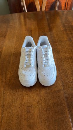 Women’s 7.5 Air Force one’s