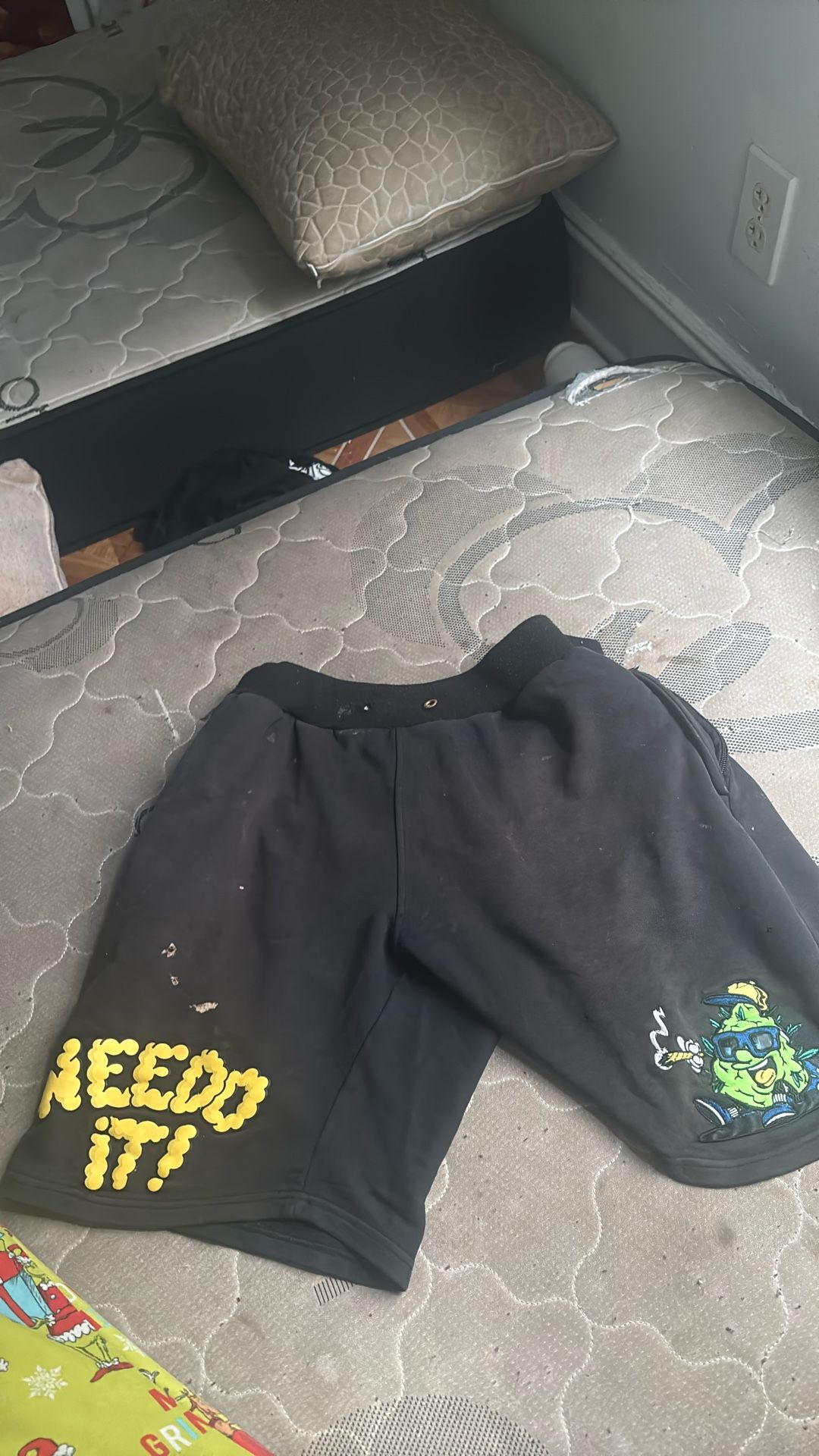 Weed It Shorts