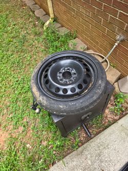 P195/70D15 Tire