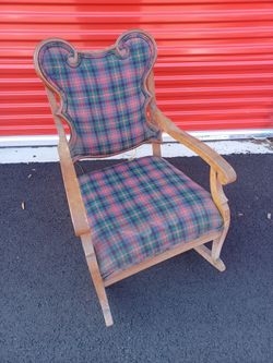 Wooden Rocking Chair