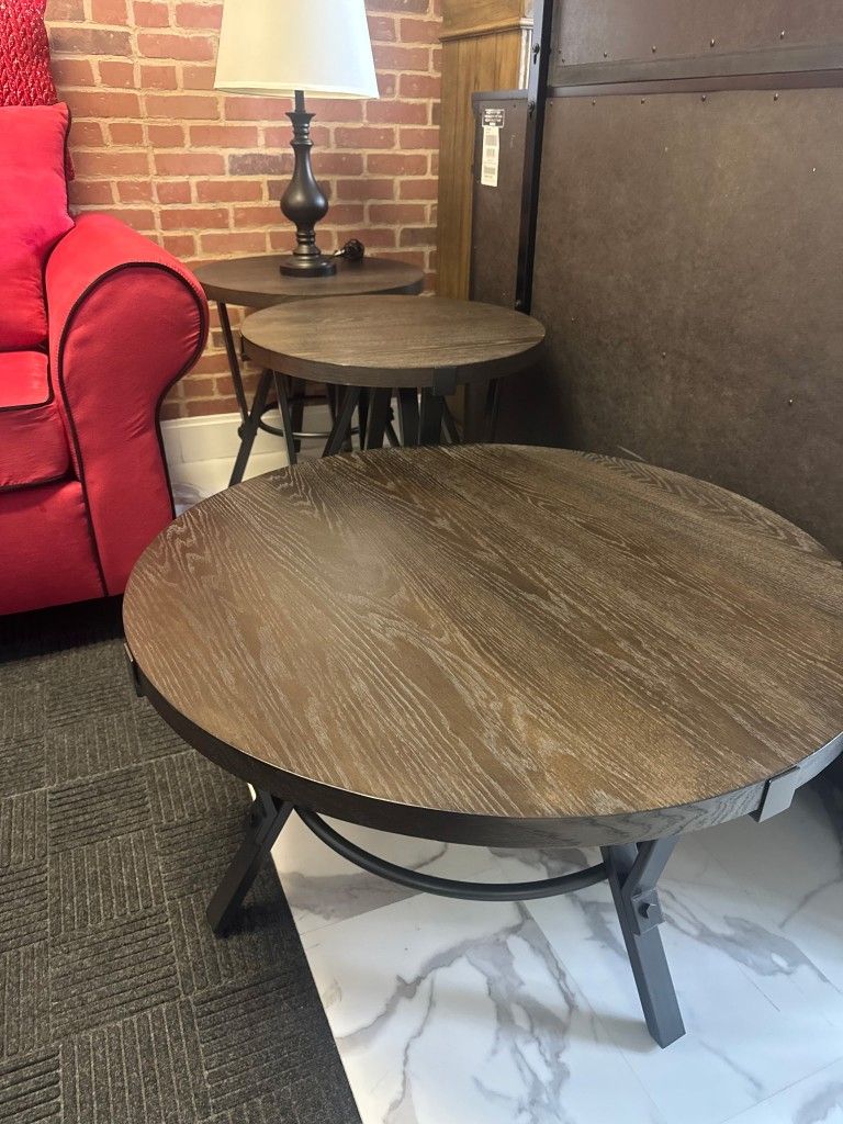 Brand new coffee table set