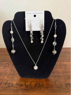 Bundled Jewelery Sale