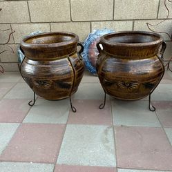 New Flower Pots Made Out Of Clay 