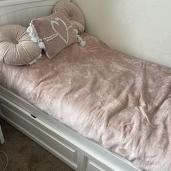 Twin Bed Frame With Trundle 