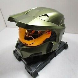 Halo 3 Legendary Edition Master Chief Helmet Storage Display