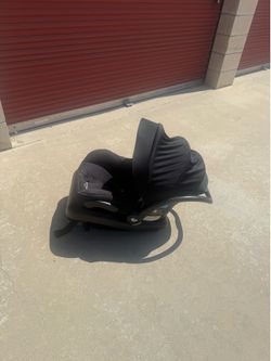 Infant Car Sear/Carrier