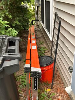 10 Feet Louisville Extension Ladder Orange Fiberglass