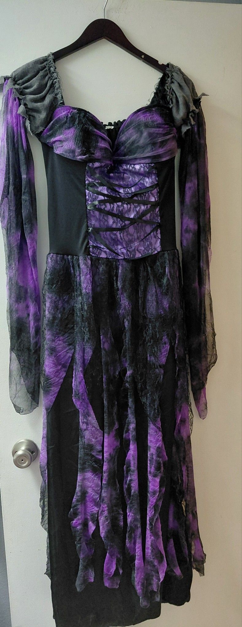 Women's Wirch Halloween Costume Size M