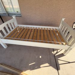 Pottery Pottery Barn Kids Twin Bed – $50 OBO