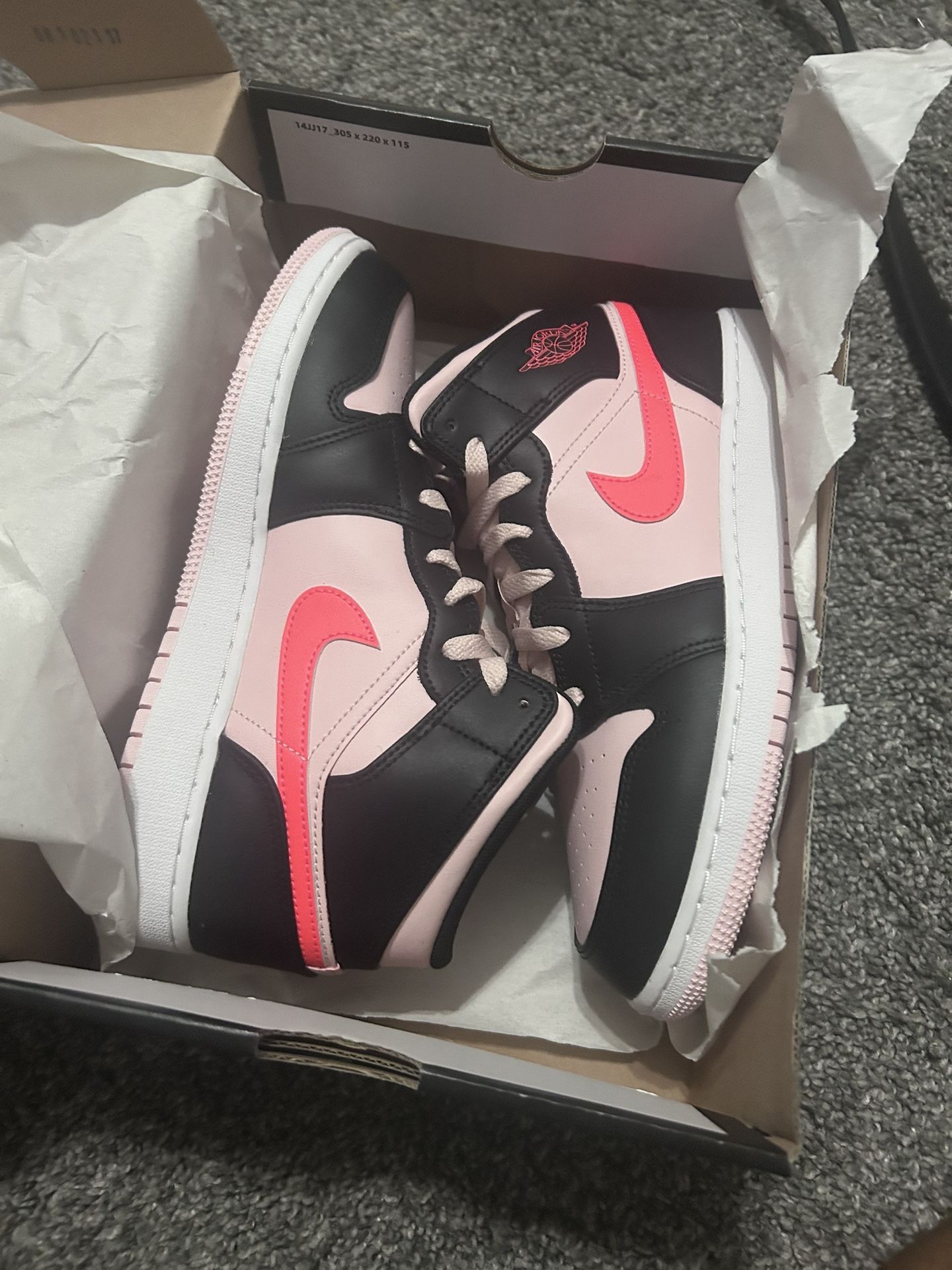 Air Jordan 1 Mid