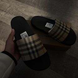 burberry slides 