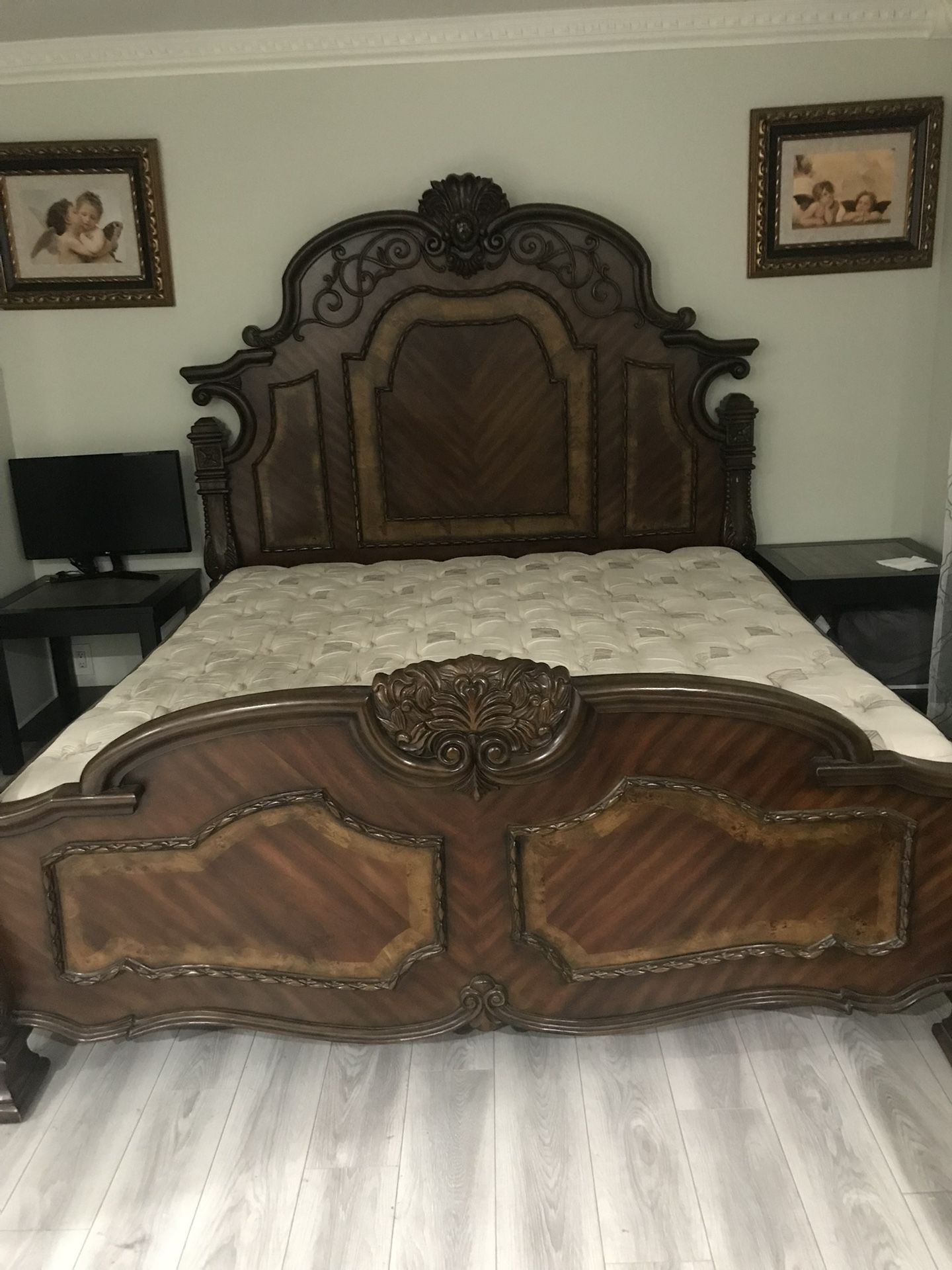 Wooden Frame King Size Bed