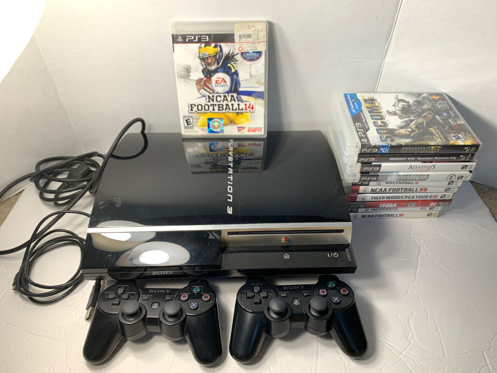 PS3 80gb 1 controller 11 games including ncaa football 14