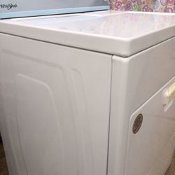 NEW whirlpool gas dryer