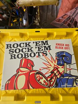Vintage The Orginal ROCK'EM SOCK'EM Robots Game