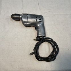 Drill-vintage black & decker 3/8”
